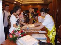 匯泰龍商務(wù)禮儀與職業(yè)形象塑造培訓(xùn)開(kāi)講